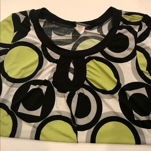 Women’s short sleeve blouse